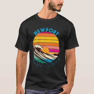 Camiseta Newport RI Retro 1980s Style Rhode Island Beach