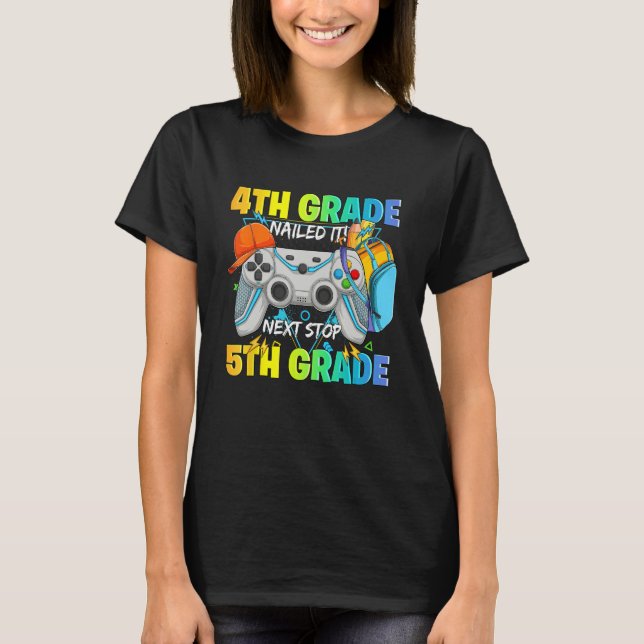 Camiseta Next stop 5th grade 4th grade nailed it Graduate V (Frente)