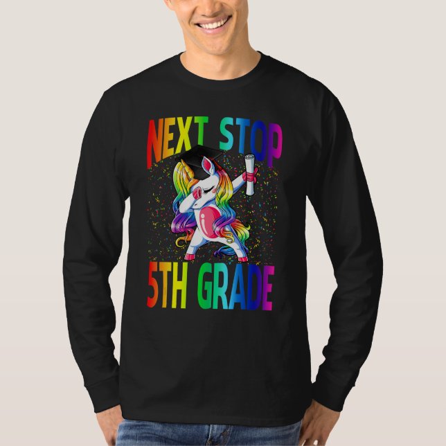Camiseta Next Stop 5th Grade Graduation Unicorn (Frente)