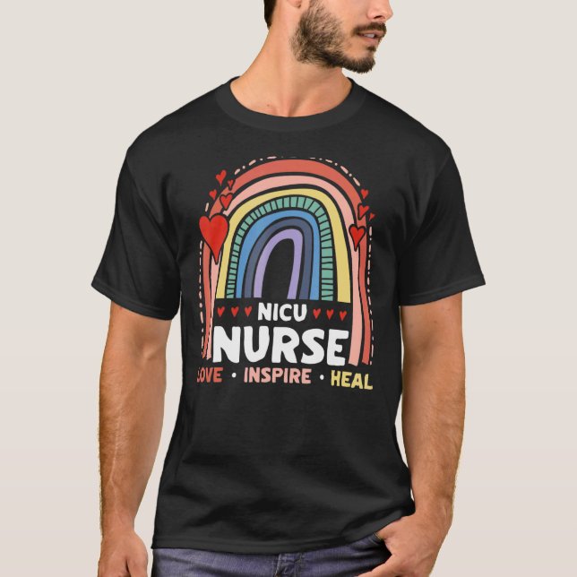 Camiseta Nicu Enfermeira Amor Inspira Medicina Sanitária Cu (Frente)
