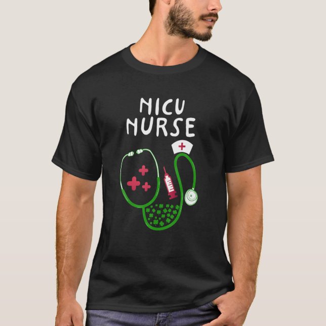 Camiseta Nicu Nurse Shamrock Stethoscope St Patrick's Day (Frente)