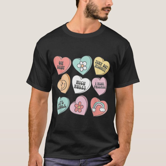 Camiseta Nicu Nurse Valentine's Day Heart Candy Neonatal Ic (Frente)