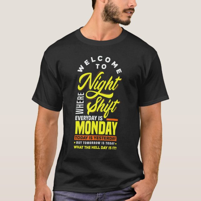 Camiseta Night Shift Worker Nurse Overnight (Frente)