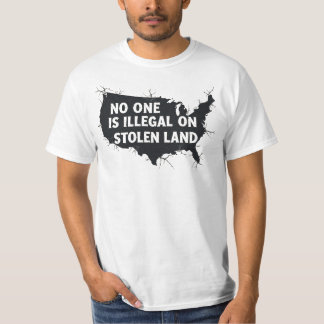 Camiseta NINGUÉM É ILEGAL EM TERRA ROUBADA - Anti Racismo