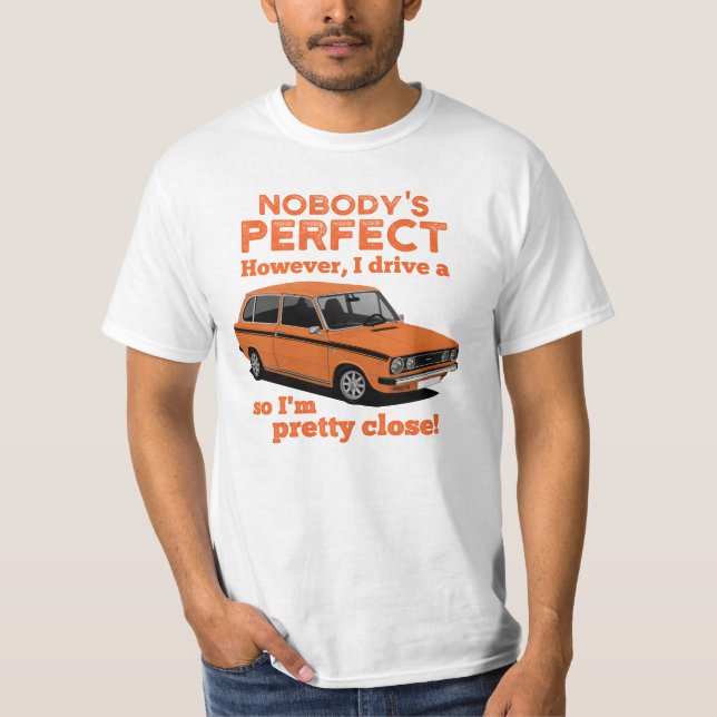 Camiseta Ninguém é perfeito com DAF 66 Marathon Combi (Frente)