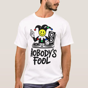 Camiseta Ninguém é Tolo DJ
