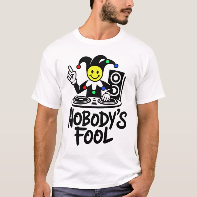 Camiseta Ninguém é Tolo DJ (Frente)