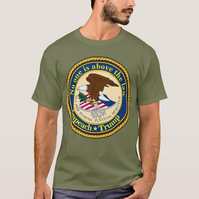 Camiseta Ninguém está acima da lei Impeach Trump (Frente)