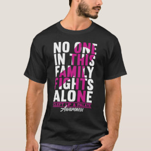 Camiseta Ninguém Nesta Família Luta Sozinho, Eu Esclarei O 