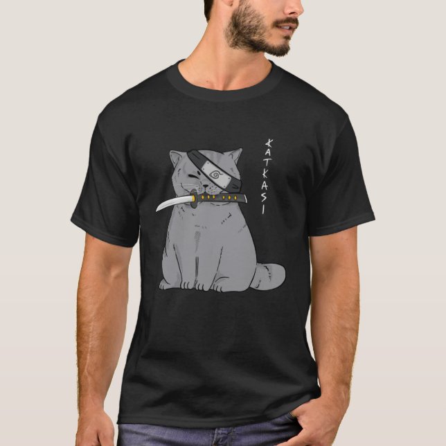 Camiseta Ninja Cat com espada Samurai na boca 1 (Frente)