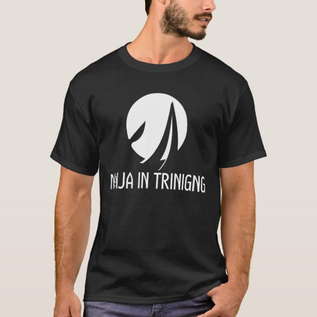 Camiseta Ninja Treinando Para Meninos Guerreiros Japoneses  (Frente)