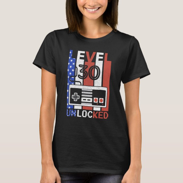 Camiseta Nível 30 Unlocked American Flag Video Game Bi 30 (Frente)