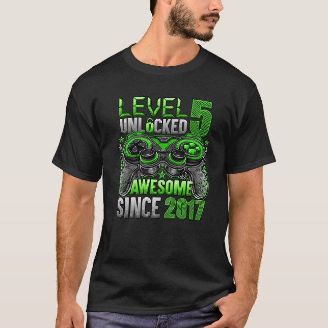 Camiseta Nível 5 Desbloqueado Incrível Desde 2017 5 Birthda (Frente)