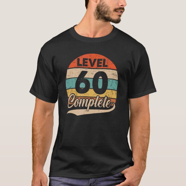 Camiseta Nível 60 Completo 60º Aniversário De Casamento Par (Frente)