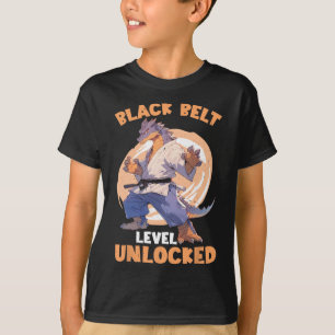 Camiseta Nível de cinta preta desbloqueado