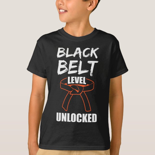 Camiseta Nível de cinta preta desbloqueado 1 (Frente)