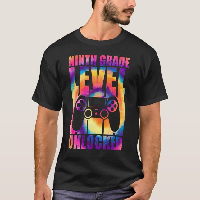 Camiseta Nível Nono Desbloqueado Tie Dye De Volta À Escola (Frente)