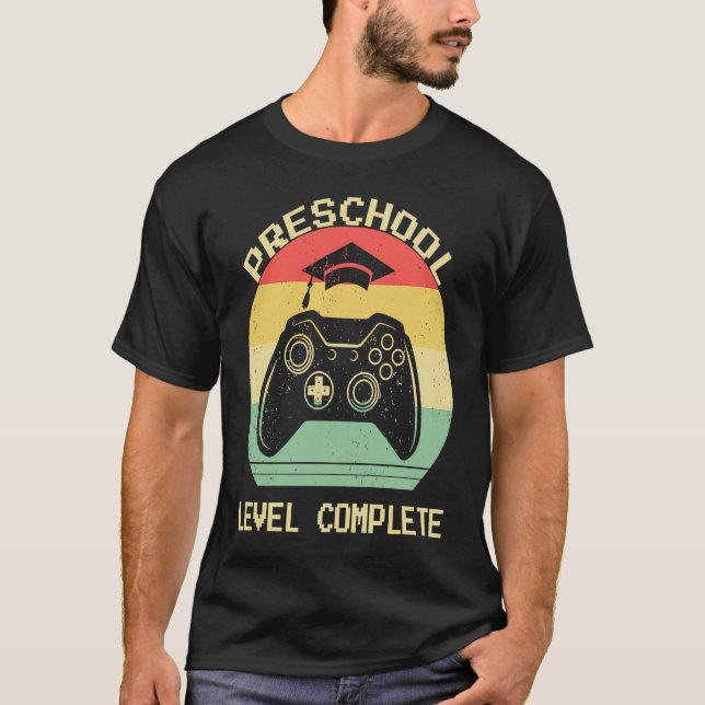 Camiseta Nível Pré-Escolar Concluído Retro Antes Da Graduaç (Frente)