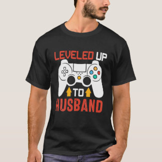 Camiseta Nivelando Até Os Amantes De Jogo De Vídeo Engraçad