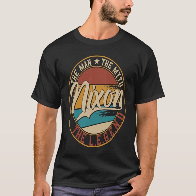 Camiseta Nixon O homem o mito a lenda (Frente)
