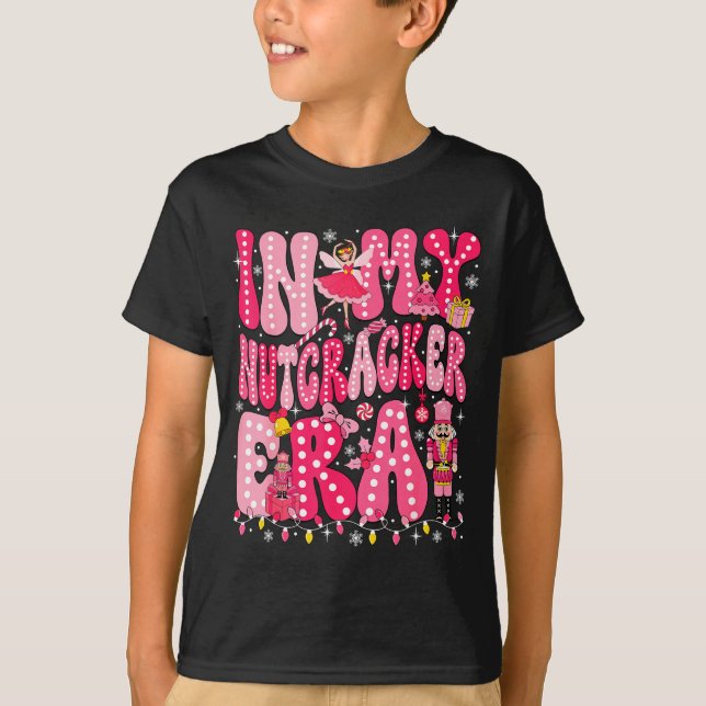 Camiseta Nk Nutcracker Squad In My Nutcracker Era Nk Christ (Frente)