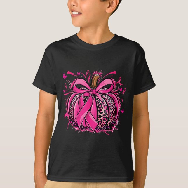 Camiseta Nk Pumpkin Leopard Coquette Bow Breast Cancer Awar (Frente)