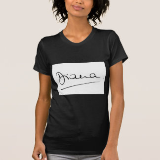 Camiseta No.34 a assinatura da princesa Diana.