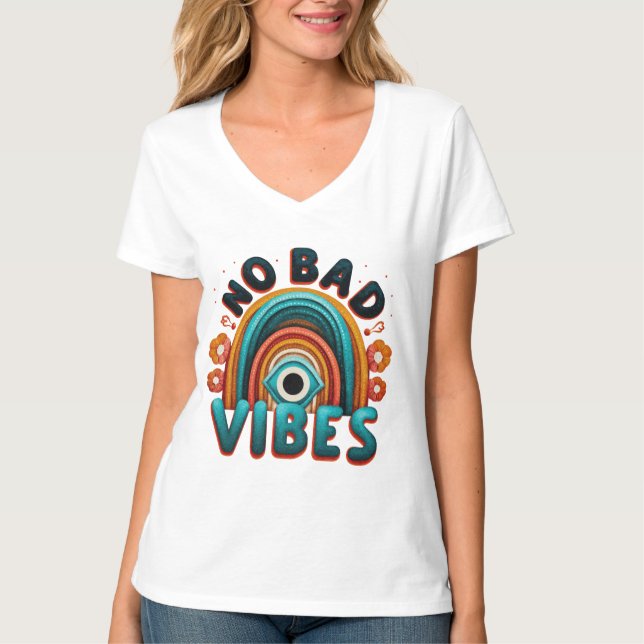 Camiseta No Bad Vibes. Retro Rainbow and Eye Desig T-Shirt (Frente)
