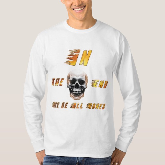 Camiseta No Final Todos Somos Ossos – Flame Skull Gráfico T (Frente)