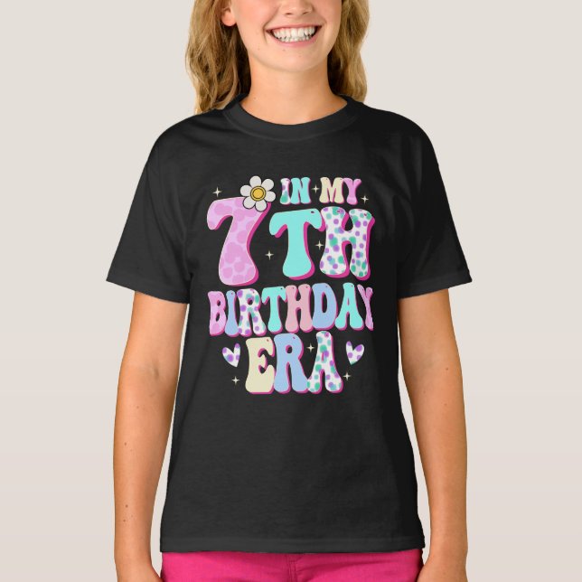Camiseta No meu aniversário de 7, a garota do sétimo aniver (Frente)