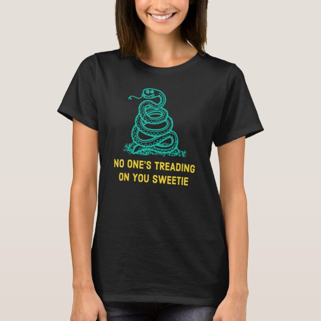 Camiseta No One's Treading On You Sweetie Snake 4 (Frente)
