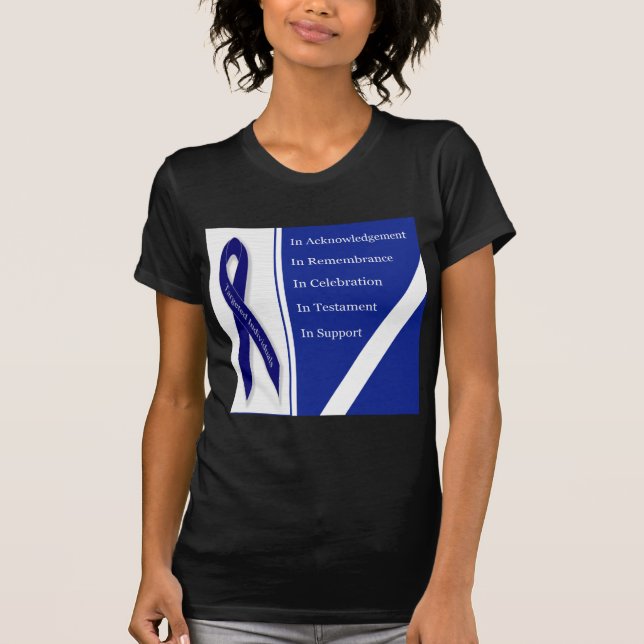 Camiseta No reconhecimento na relembrança na celebração mim (Frente)