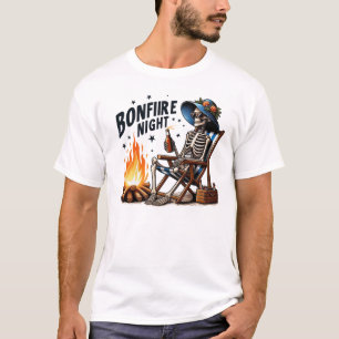 Camiseta Noite Bonfire - Bebendo do esqueleto pelo fogo