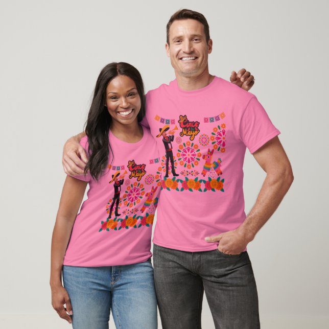 Camiseta noites mágicas de mariachi rosa (Unissex)