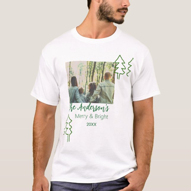 Camiseta Nome da família árvore de Natal verde foto moderna (Frente)