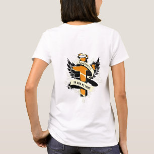 Camiseta Nome da Família Personalizado Em Deus Confiamos