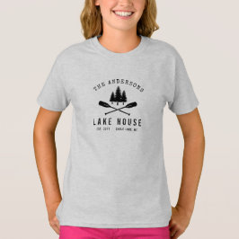 Camiseta Nome da Família Rustic Lake House Boat Oars Trees