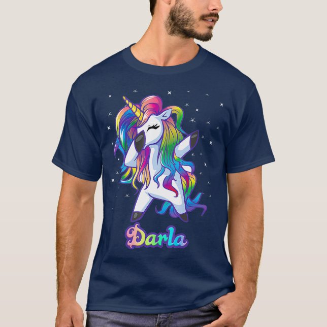 Camiseta Nome DARLA Personalizado do Rainbow Unicorn Person (Frente)