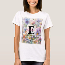 Camiseta Nome monograma em aquarela Flores em pastos