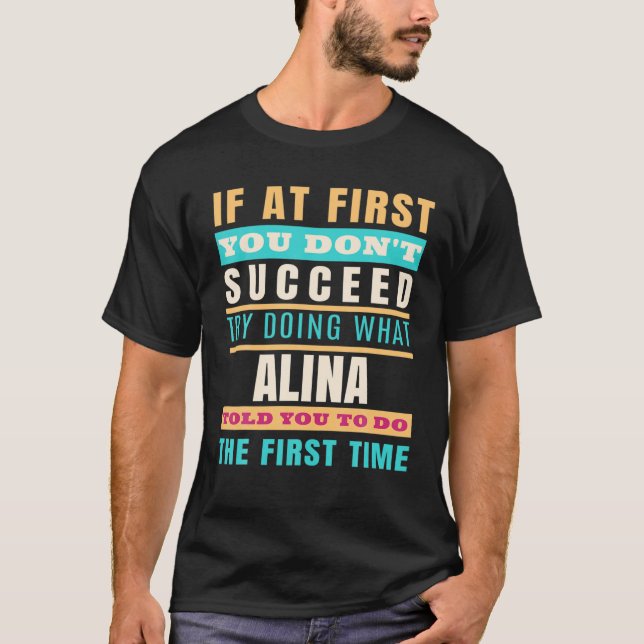 Camiseta Nome Personalizado ALINA Nome Próprio da ALINA (Frente)