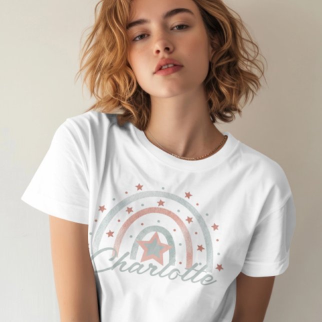 Camiseta Nome Personalizado Boho Rainbow (Personalized Name Boho Rainbow T-Shirt from Ricaso - add your own name to this t-shirt. green & pink)