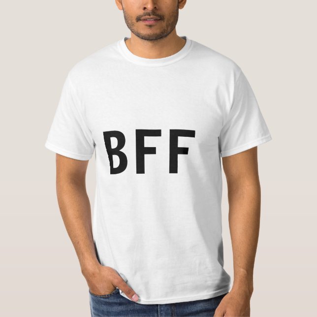 Camiseta Nome personalizado da família de melhores amigos B (Frente)