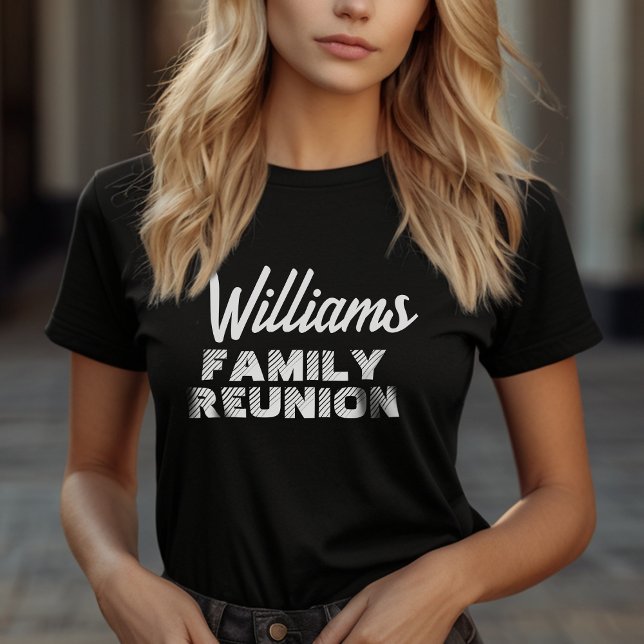 Camiseta Nome Personalizado de Reunião da Família Simples (Show your family pride with a custom reunion t-shirt. Create lasting memories together & celebrate!)