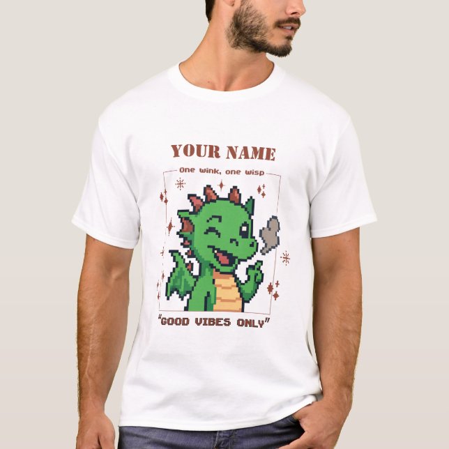 Camiseta Nome Personalizado Pixel Dragon Tee — Retro 8 Bits (Frente)