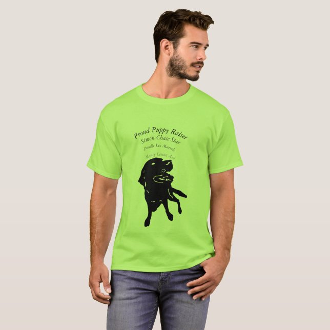 Camiseta Nomes orgulhosos do filhote de cachorro do Raiser (Frente Completa)