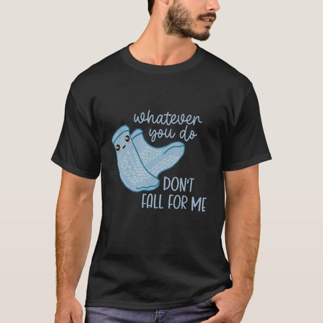 Camiseta Non Slip Socks Dont Fall For Me  PCT CNA Nurse (Frente)