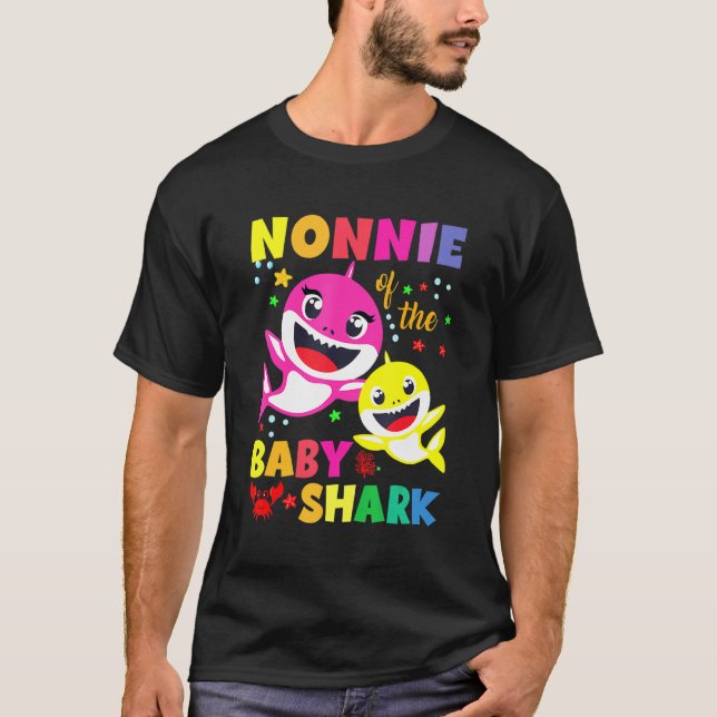 Camiseta Nonnie Of The Birthday Shark Pai Mamãe Matching Fa (Frente)