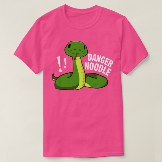 Camiseta Noodle Perigoso de Perigo de Cobra (Frente do Design)