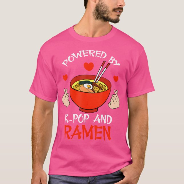 Camiseta Noodles Lovers Cute Powered By K-Pop And Ramen (Frente)
