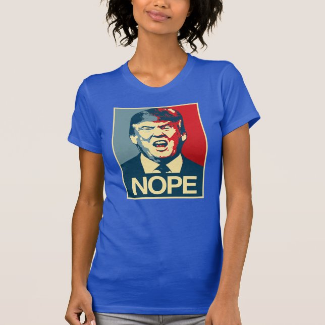 Camiseta NOPE - Poster do Anti-Trunfo - Anti-Trunfo - (Frente)